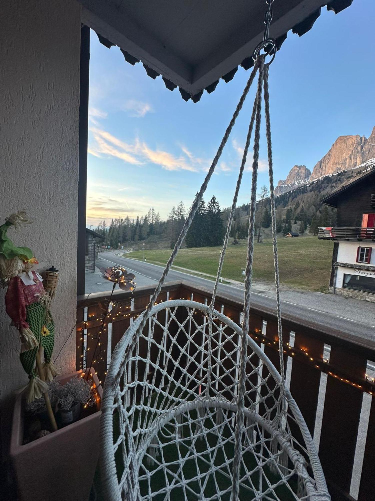 Costalungahouse Trekkingbikeski Selfcheck-In Apartment Carezza al Lago Exterior photo