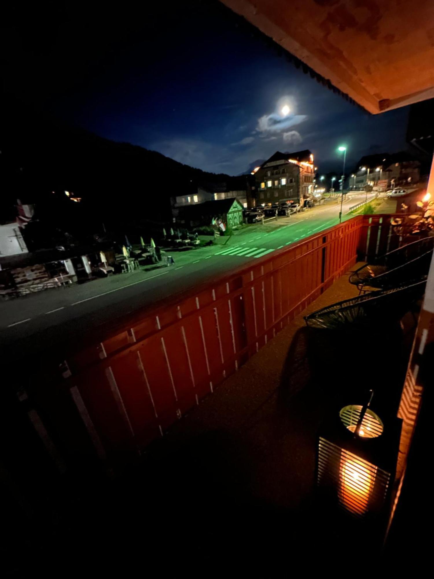 Costalungahouse Trekkingbikeski Selfcheck-In Apartment Carezza al Lago Exterior photo